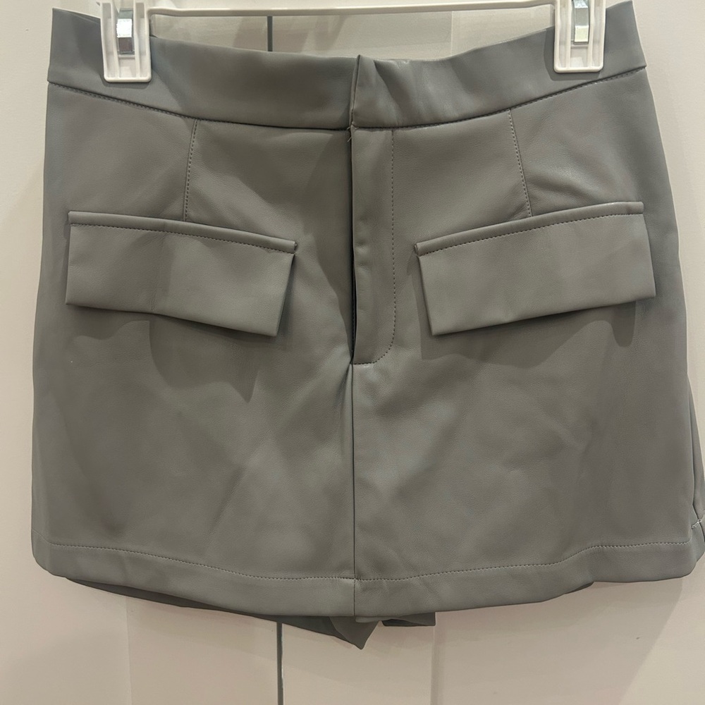 Stella Dallas Gray Siren Skort